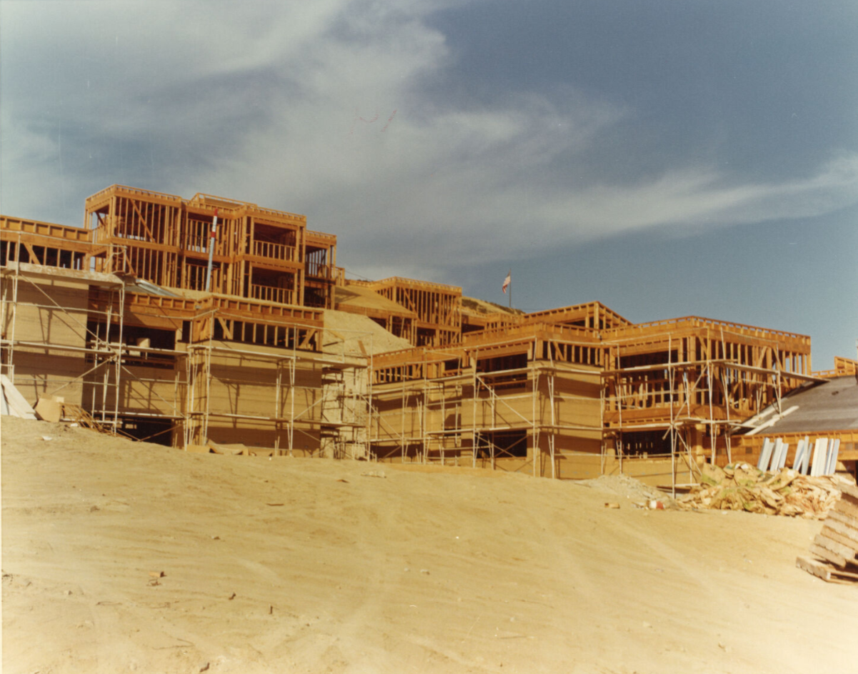 Student residences under construction on the Malibu campus in 1972, with Darnell House and Eaton House in the foreground.